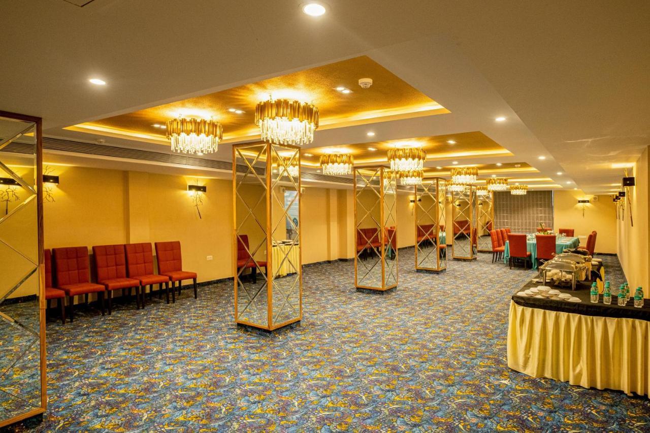 The Bastion Hotel Bhopal Exterior photo